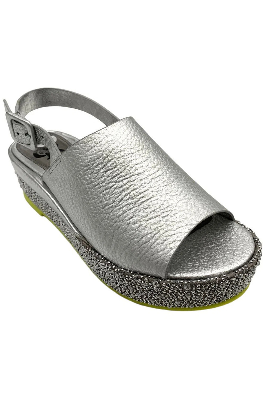 Cynthia Richard Women's Lucille Wedge Sandals Silver Metallic - Medium